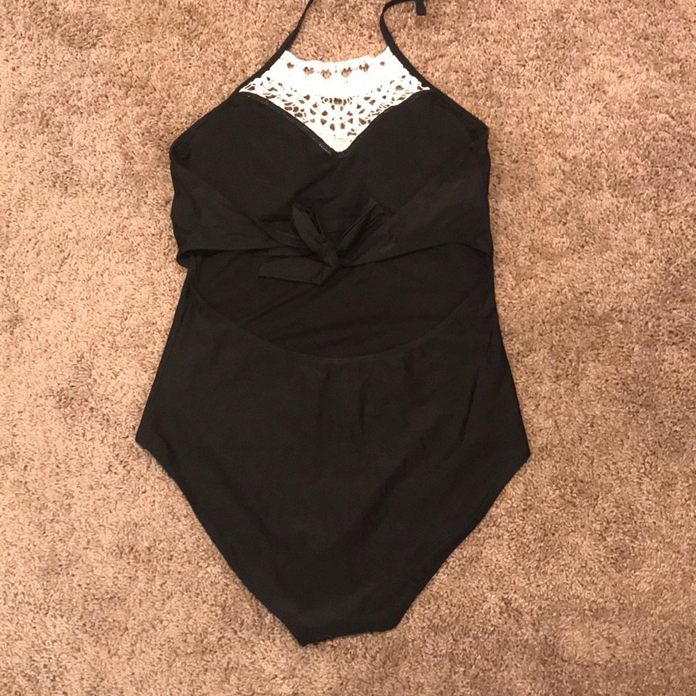 New Lalavava one piece black swimsuit size XL - Picture 7 of 8